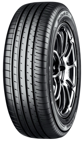 А/шина 235/55R17 Yokohama BluEarth-XT AE61 96V (лето)